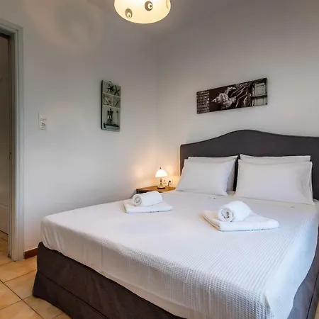 Iliopoulou Apartman *